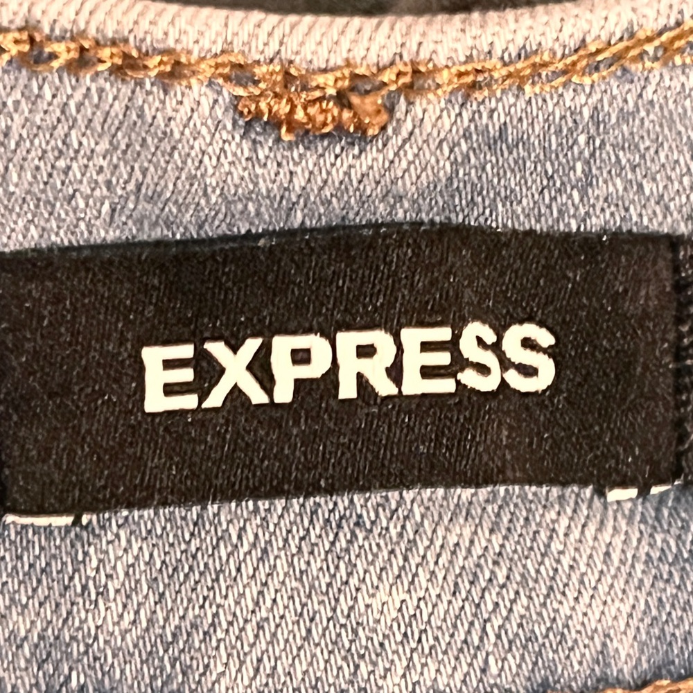 EXPRESS Light Wash Super High Rise Flare Jeans Size 0S Super Soft💫😊 EUC - Picture 4 of 12